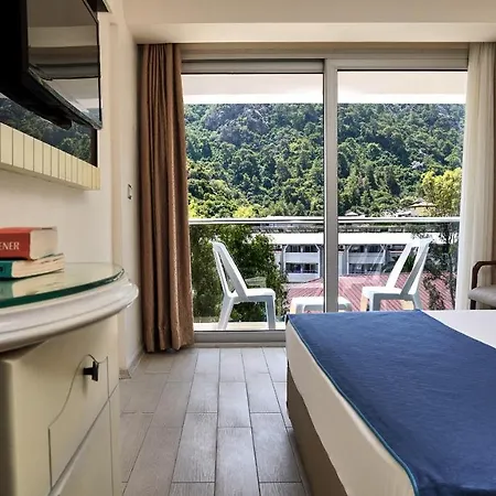 Hotel Maya World Marmaris 4*